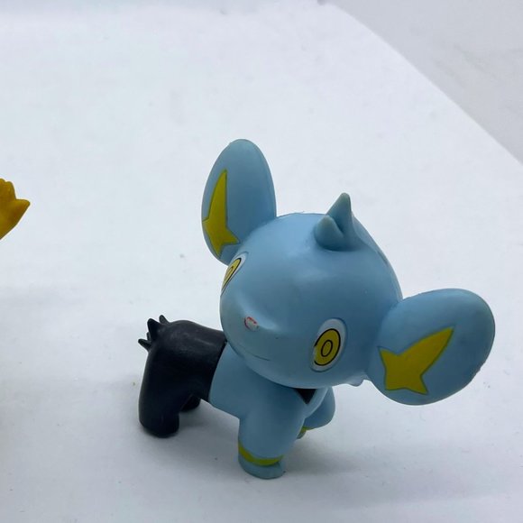 Lot of Pokemon Figures *please see photos - Picture 4 of 12